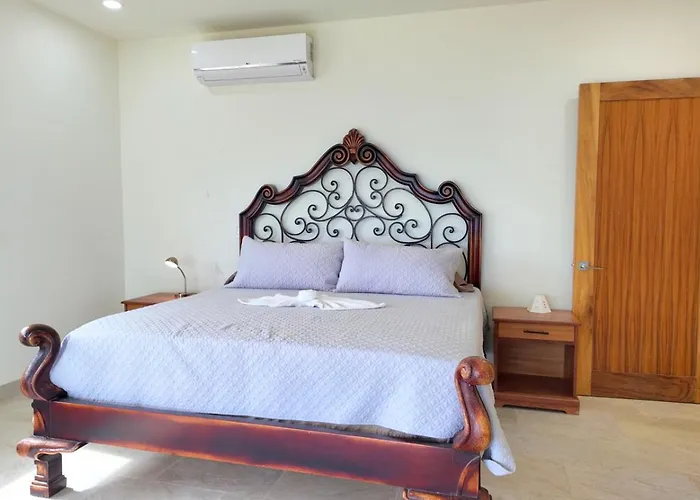 Casa Linda 3br Ocean Views And Pool Near Barriles Hébergement de vacances