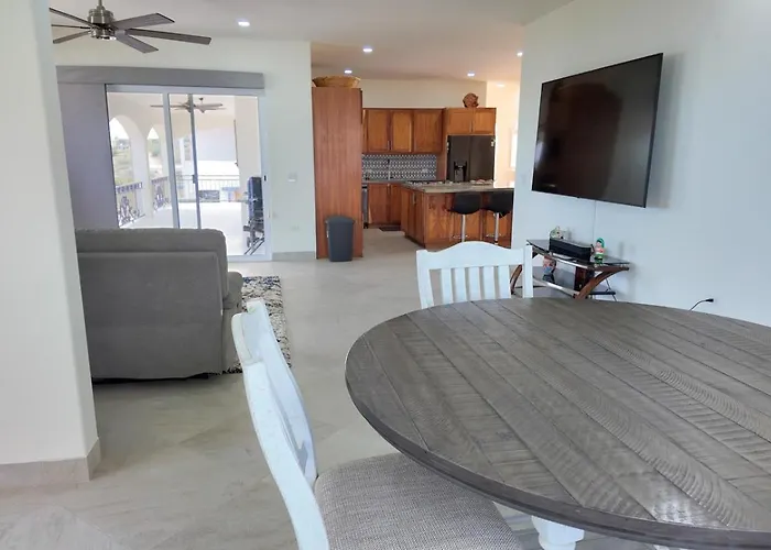 Casa Linda 3br Ocean Views And Pool Near Barriles Buenavista (Baja California Sur)