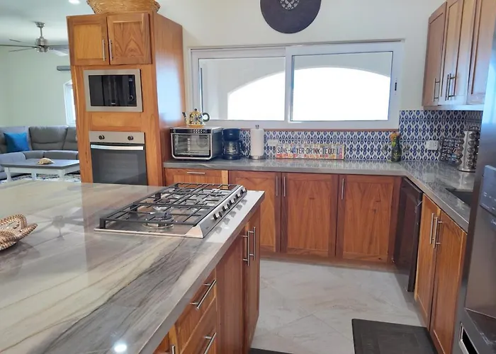 Casa Linda 3br Ocean Views And Pool Near Barriles Hébergement de vacances *