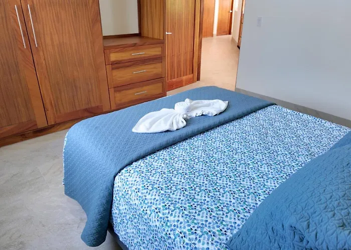 Casa Linda 3br Ocean Views And Pool Near Barriles *