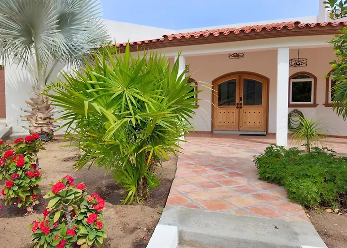 Hébergement de vacances Casa Linda 3br Ocean Views And Pool Near Barriles *